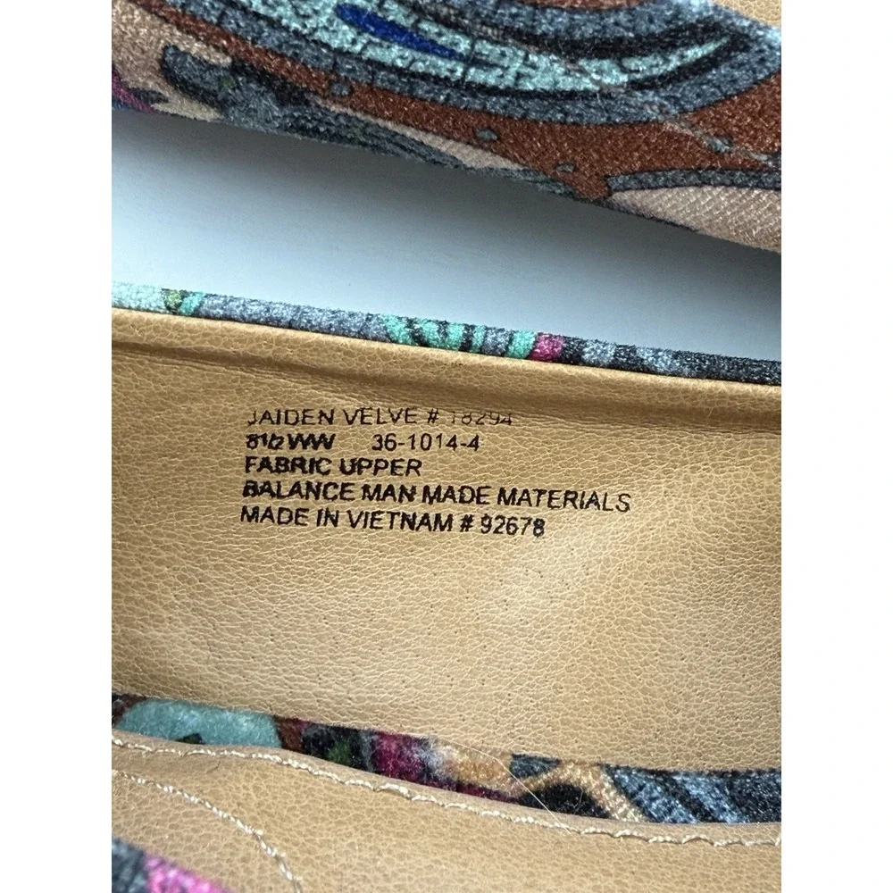 ComfortView Ballet Flats sz 8.5 Wide Multicolor Paisley Print Jaiden Velvet